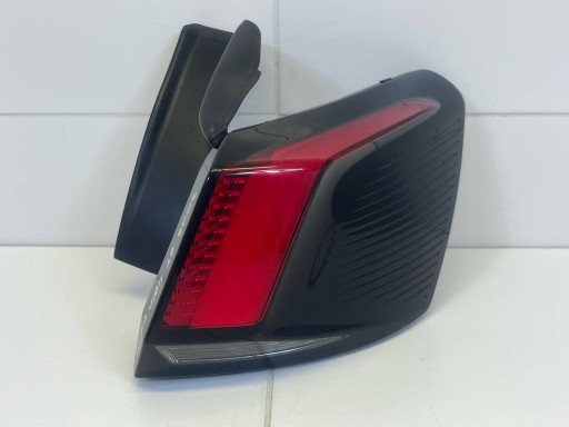 light rear right side Peugeot 3008 2 2019 9810477080