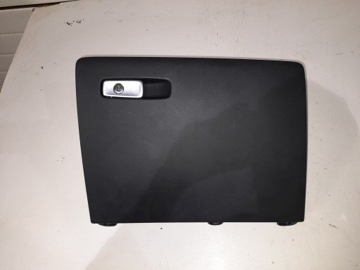 AUDI Q3 8U Handschuhfach des Beifahrers