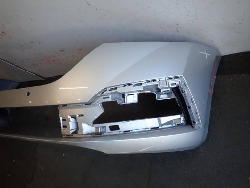 pare choc avant avant SKODA OCTAVIA IV 2020- 5E3807221