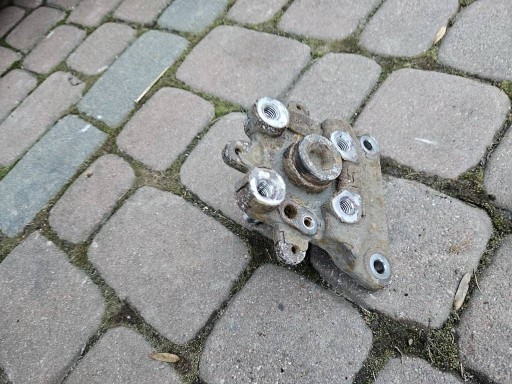 Trzpien Poignée Support plaque Moyeu Arrière Gauche Adam Opel Corsa E 067L
