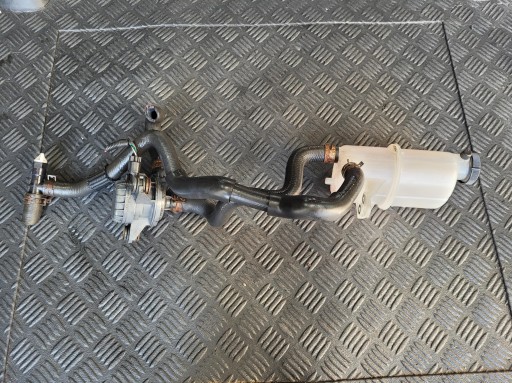 supplementary water pump water tank LEXUS IS III 300 H 2.5