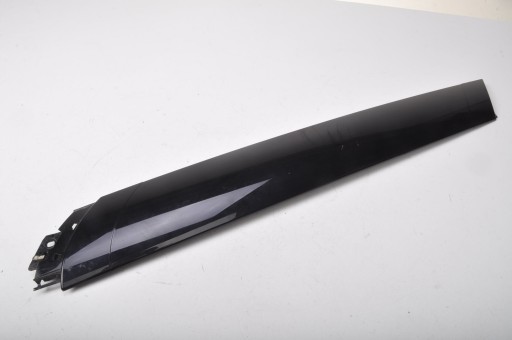 L8B2-025A52-BEW - DEFENDER L663 НАКЛАДКА ПЕРЕДНЬОЇ СТІЙКИ, ПРАВА 21R