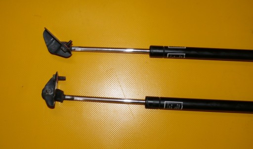 SILOWNIKI TELESKOPY Scharniere der Motorhaube SUBARU IMPREZA III 3 XV HB 07-11