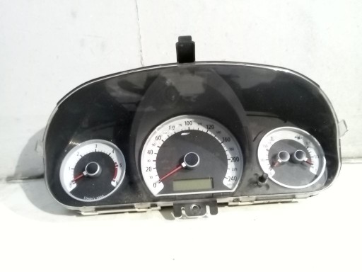 Kia Ceed and dials dials CRDI 94003-1H091