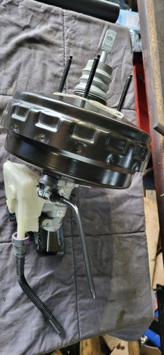 FORD SERVO Главный тормозной цилиндр EV61-2B195-KD