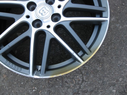 BRABUS Jante d’aluminium 7"x 17" ET43 4X100 403005930R