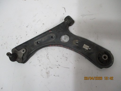 arm KIA X-CEED left front front