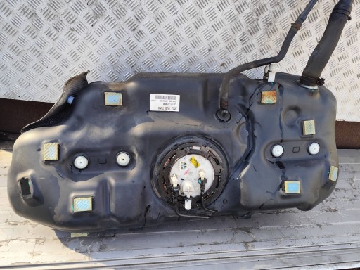 HYUNDAI I20 II CRDI tank komplet 31171C8000