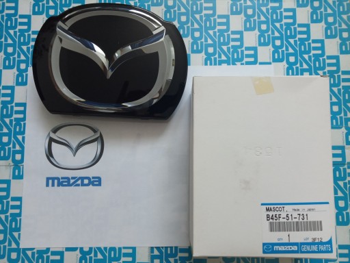 B45F-51-731A - ЕМБЛЕМА РАДАРУ ЛОГОТИП MAZDA 3 BM BN 2014-2016 NEW OE