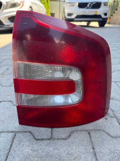 SKODA OCTAVIA II KOMBI light rear part right