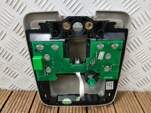VOLVO V70 II 00-07 FANALE CIELO INTERNO CASSETTO PORTAOGGETTI PANEL 8685434 OE
