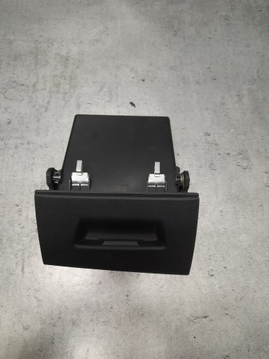 9211310 - Отделение консоли BMW F20