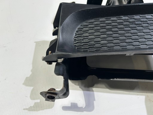 bumper bracket console holder front of the front P Dodge RAM 1500 2013