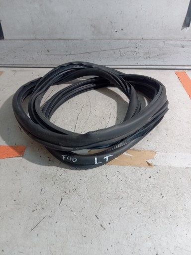 BMW 1 F40 прокладка кузова левая задняя