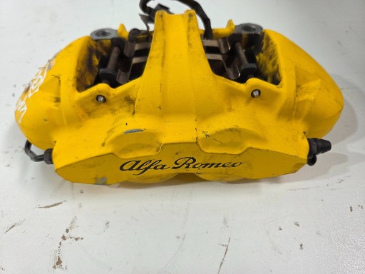 Alfa Romeo Stelvio Q4 / 2,0T caliper brake front right 20C29808 (B669)
