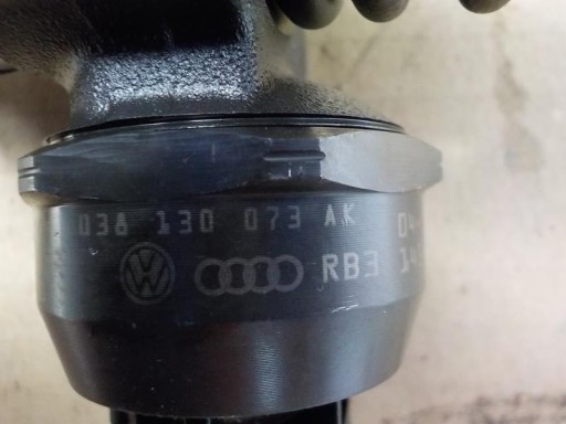 VOLKSWAGEN SHARAN Pumpedüse 038130073AK