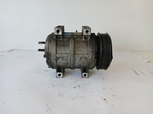 VOLVO V40 S40 and 1.8 2.0 compressor; compressor of the air conditioning 8708581