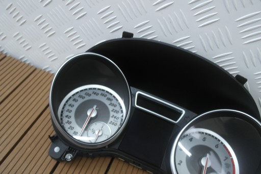 MERCEDES CLA W117 13- 1.6 CGI dials dials A1179004001 PRZEBIEG 96tys.km