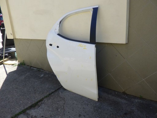 TOYOTA YARIS 4 IV P21 2020- door right rear.