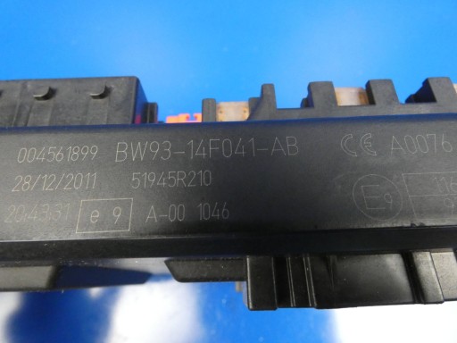 JAGUAR XJ X351 Module fusibles