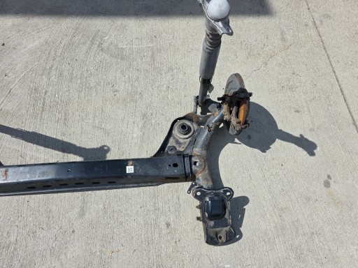 Pont essieu Essieau arriére KOMPLET AUDI A3 8V VW SEAT SKODA 5Q0501115 5Q0501049D