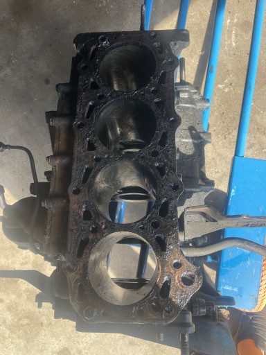 БЛОК ДВИГАТЕЛЯ НИЖНИЙ MASCOT MASCOTT 3.0 DXI DCI 04-07