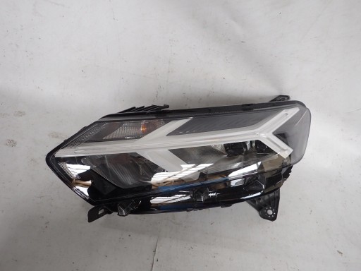 DACIA SANDERO III 3 20-> light front front left