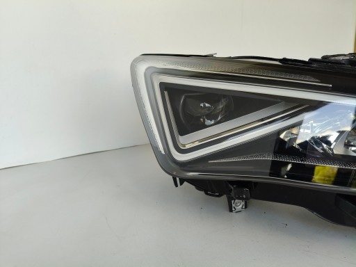 light right REFLEKTOR SEAT CUPRA FORMENTOR 5FF 20- FULL LED