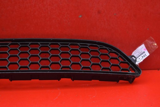mřížka nárazníku střední předek 30795021 VOLVO V60 1 a 10-13