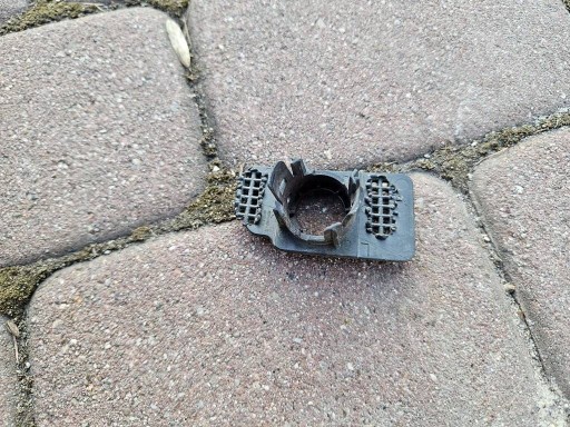 Halter koszyk des Sensors Parken PDC vorne Stoßstange Opel Mokka B 9835161880