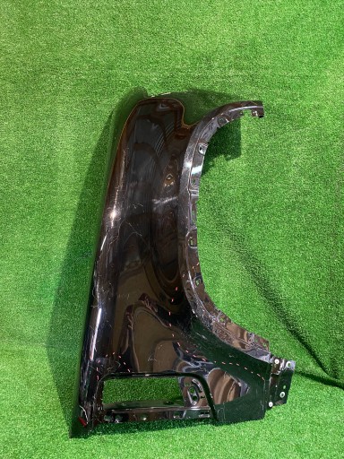 fender front right LAND ROVER DEFENDER II