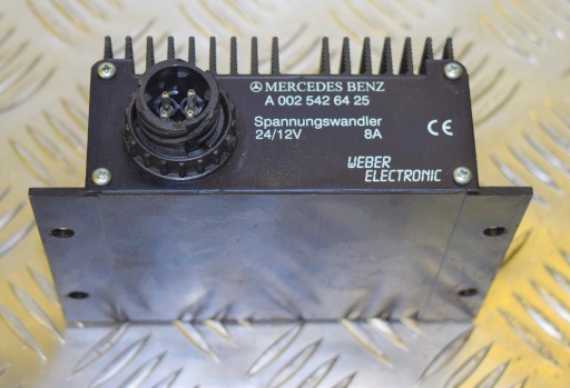 ПРЕОБРАЗОВАТЕЛЬ НАПРЯЖЕНИЯ 12/24В MERCEDES ACTROS MP4