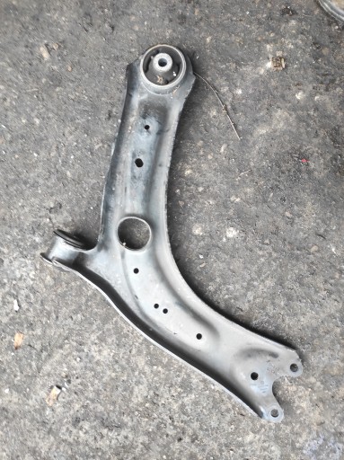 SKODA KAROQ arm right front 3Q0407154D