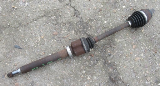VOLVO V70 2.0 D 09R semi-axis right front