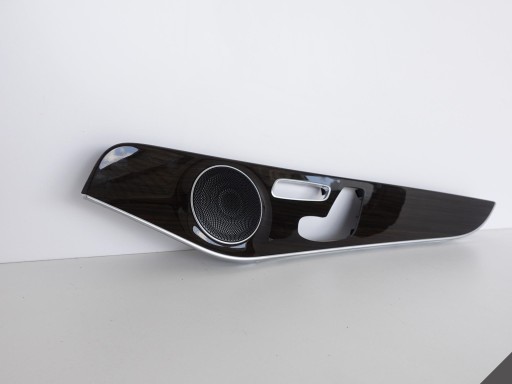 MERCEDES W205 GLC díszléc DEKOR PANEL jobb eleje
