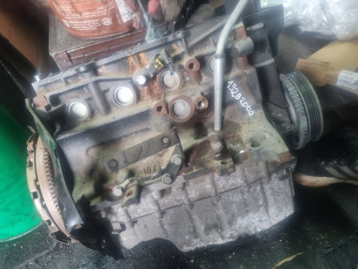 Блок нижнього валу двигуна Fiat Bravo II 1.4 16v 192B2000