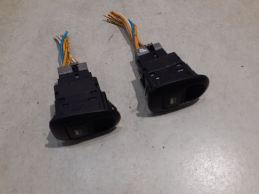 switch button of control of the window right front CITROEN C3 1.4 HDI
