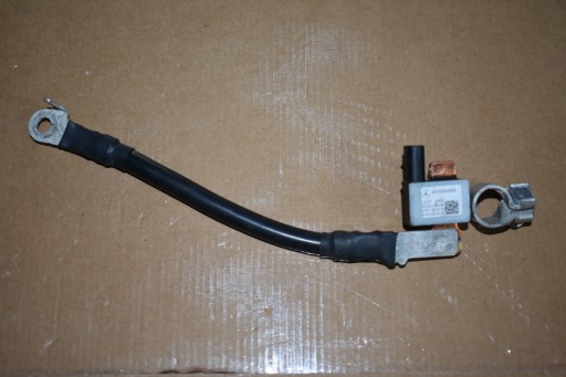 IDEALNA Borne MERCEDES W214 1