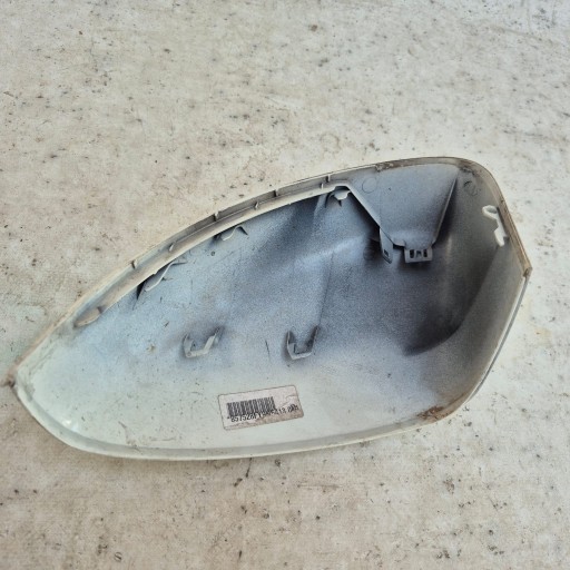 AUDI A1 8X mirror cap right