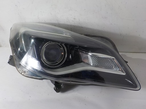 OPEL INSIGNIA A LIFT light right front front UK