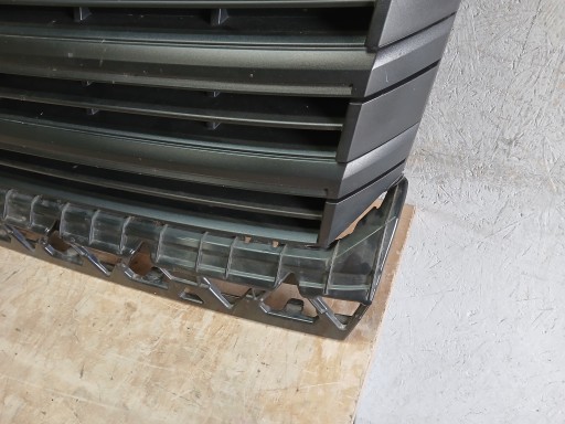 Grill Kühlergrill VW CRAFTER 7C 7C0853653J
