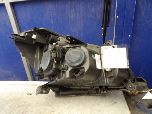 Renault Clio III Feux phare Avant Gauche