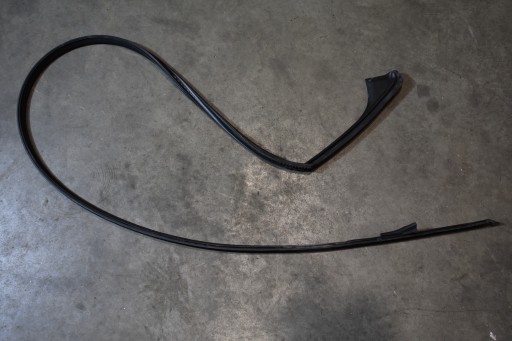 parfait état joint portière droit MERCEDES AMG GT X290 1