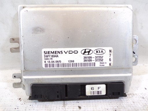 computer control unit of the engine KIA SPORTAGE 2.7 5WY1834A