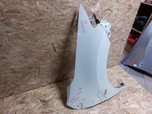 fender front right Nissan Murano II Z51 09-14