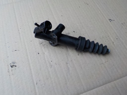 Pompa frizione peugeot 208 e 1,4 hdi 9683750480