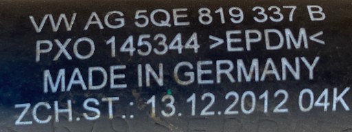VW E GOLF hadice trubka vody 5QE819337B