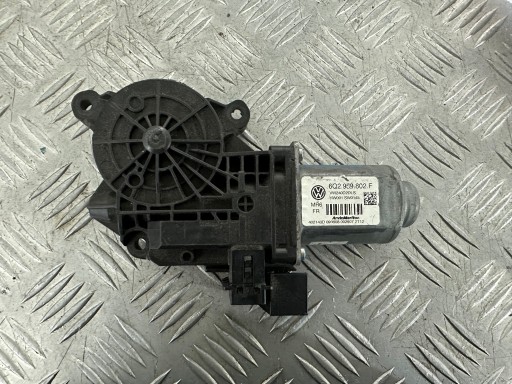 Электродвигатель стеклоподъемника vw левый 6q2959802f hw001 sw0145 vw240d2dls