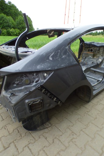 quarter fender right rear part lakier YT3 HYUNDAI ELANTRA VI