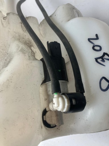 washer fluid tank RENAULT ZOE II LIFT 289107030R